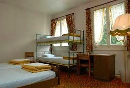 Funny Farm Backpackers Hostel Unterseen